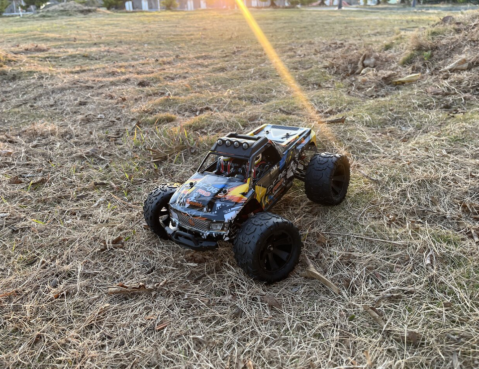 DF-06 PRO Brushless 1:14 RTR Truck mit Gyro