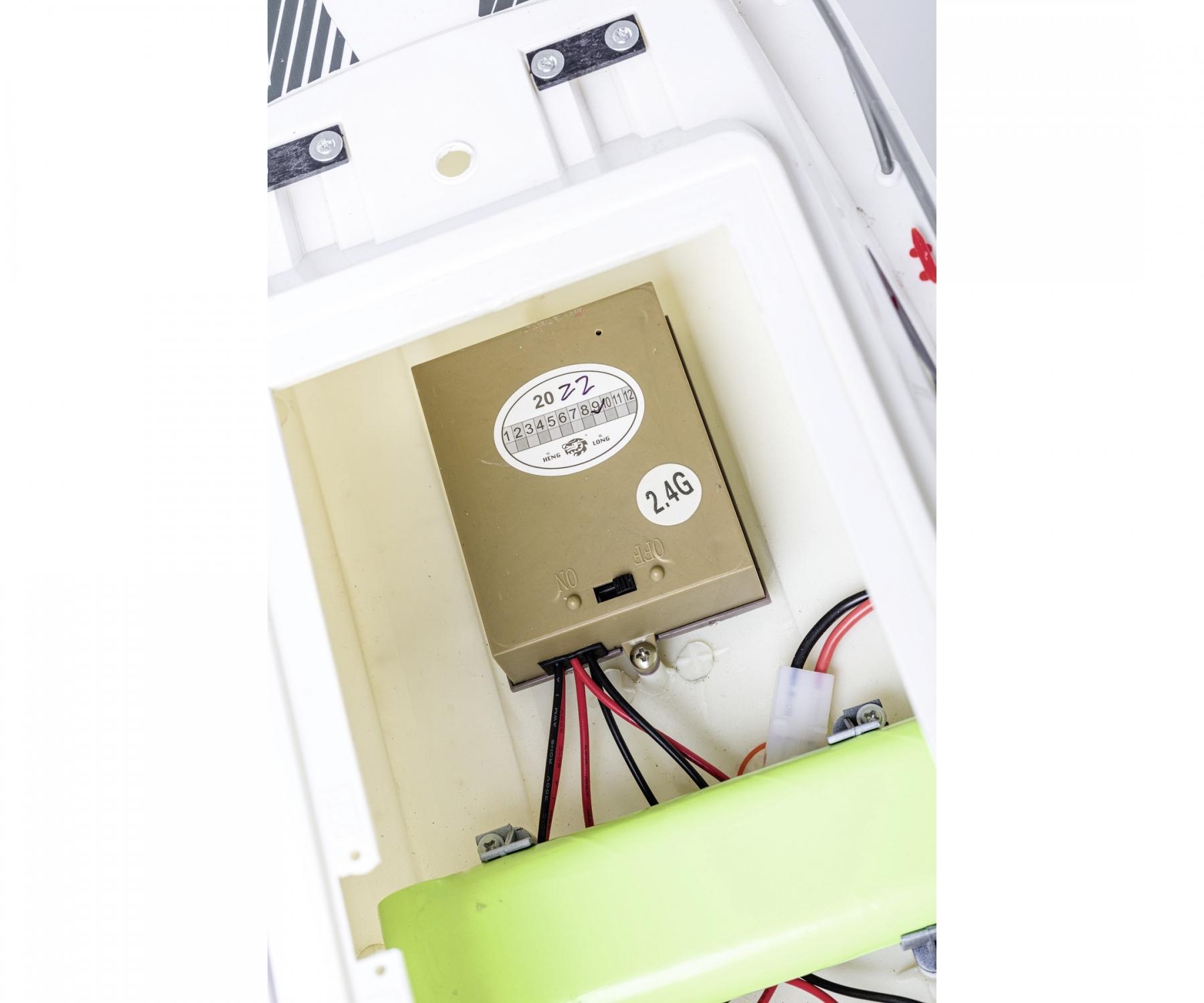 Ocean Queen 2.4 GHz 100% RTR