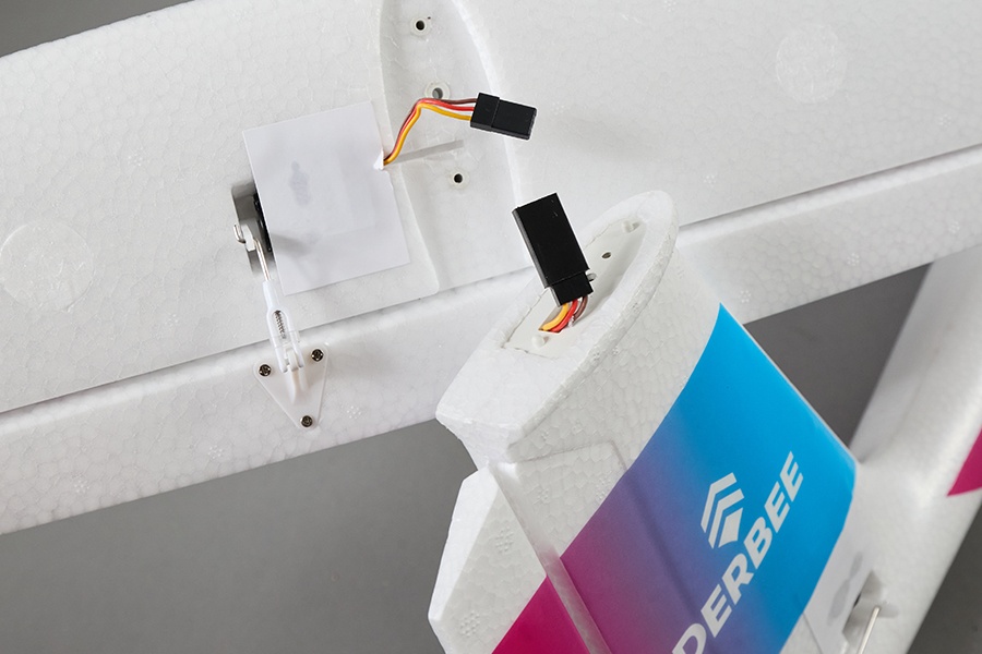 DERBEE Cloudwalker Elektrosegler PNP- 180cm 