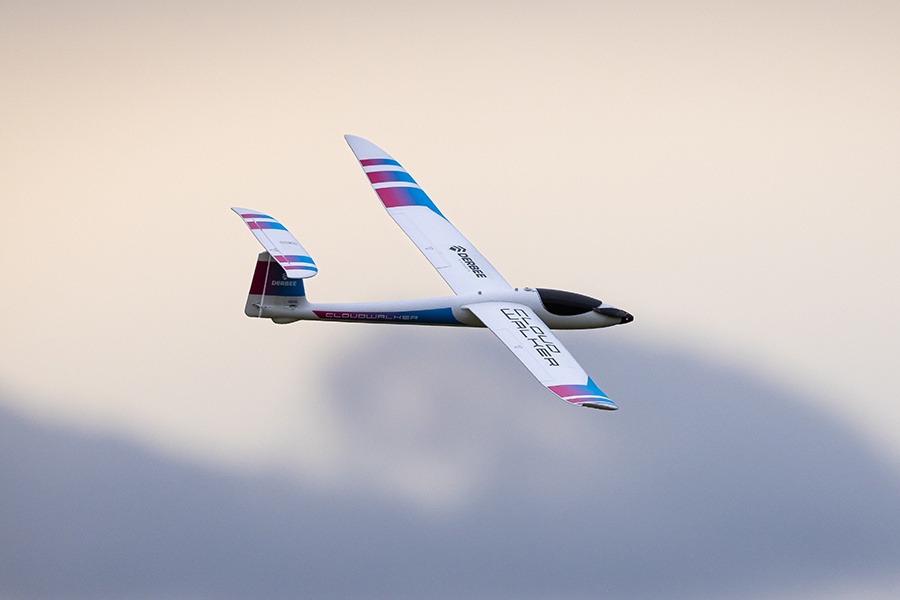 DERBEE Cloudwalker Elektrosegler PNP- 180cm 